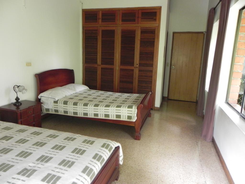 Hostal Tamarindo Итагуи Номер фото