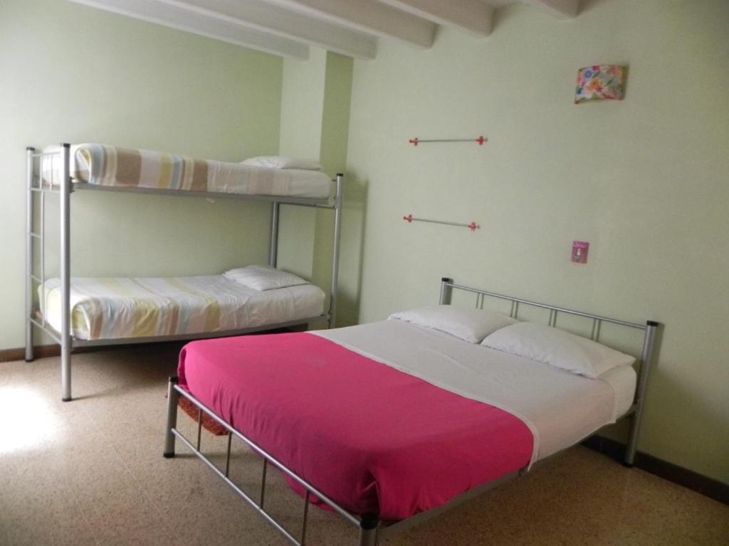 Hostal Tamarindo Итагуи Номер фото